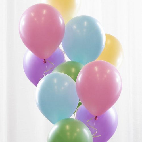 Enfärgade ballonger